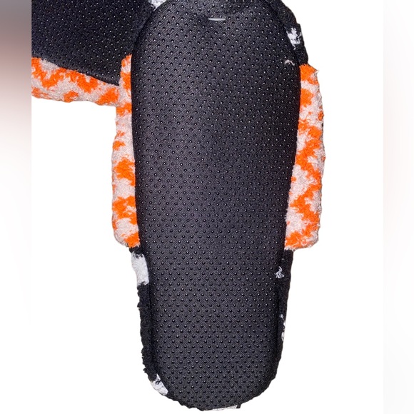 World’s Softest Socks Open Toe Slippers (2 for $20) - Picture 4 of 5